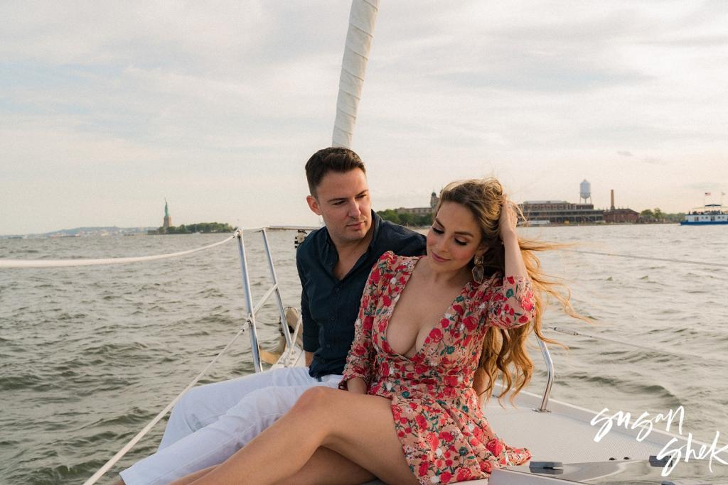 sailing engagement photos, engagement photos, engagement shoot, engagement session, sailing photos, sailing photography, yacht photography, sailing couple, sailing photoshoot, sailing photo shoot, true sailing, new york engagement, engagement session in nyc