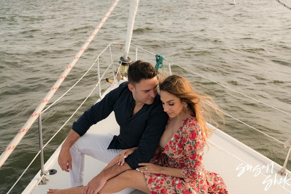 sailing engagement photos, engagement photos, engagement shoot, engagement session, sailing photos, sailing photography, yacht photography, sailing couple, sailing photoshoot, sailing photo shoot, true sailing, new york engagement, engagement session in nyc