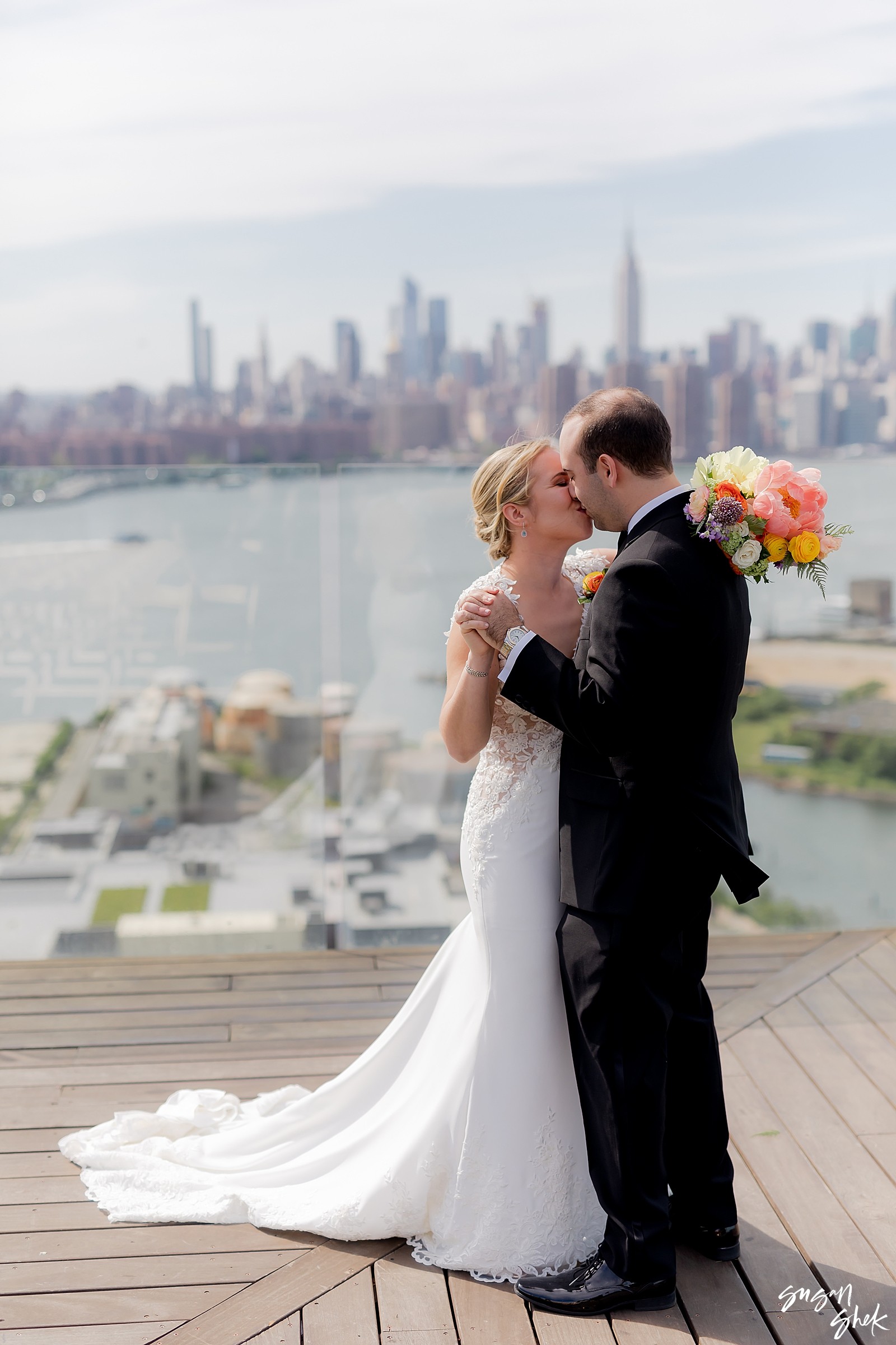william vale hotel wedding, the william vale, the william vale hotel, william vale wedding, weddings at william vale hotel, brooklyn wedding. wedding photographer, nyc wedding photographer