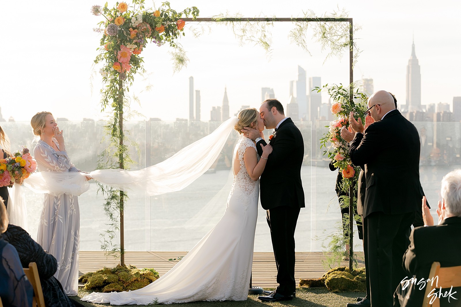 william vale hotel wedding, the william vale, the william vale hotel, william vale wedding, weddings at william vale hotel, brooklyn wedding. wedding photographer, nyc wedding photographer