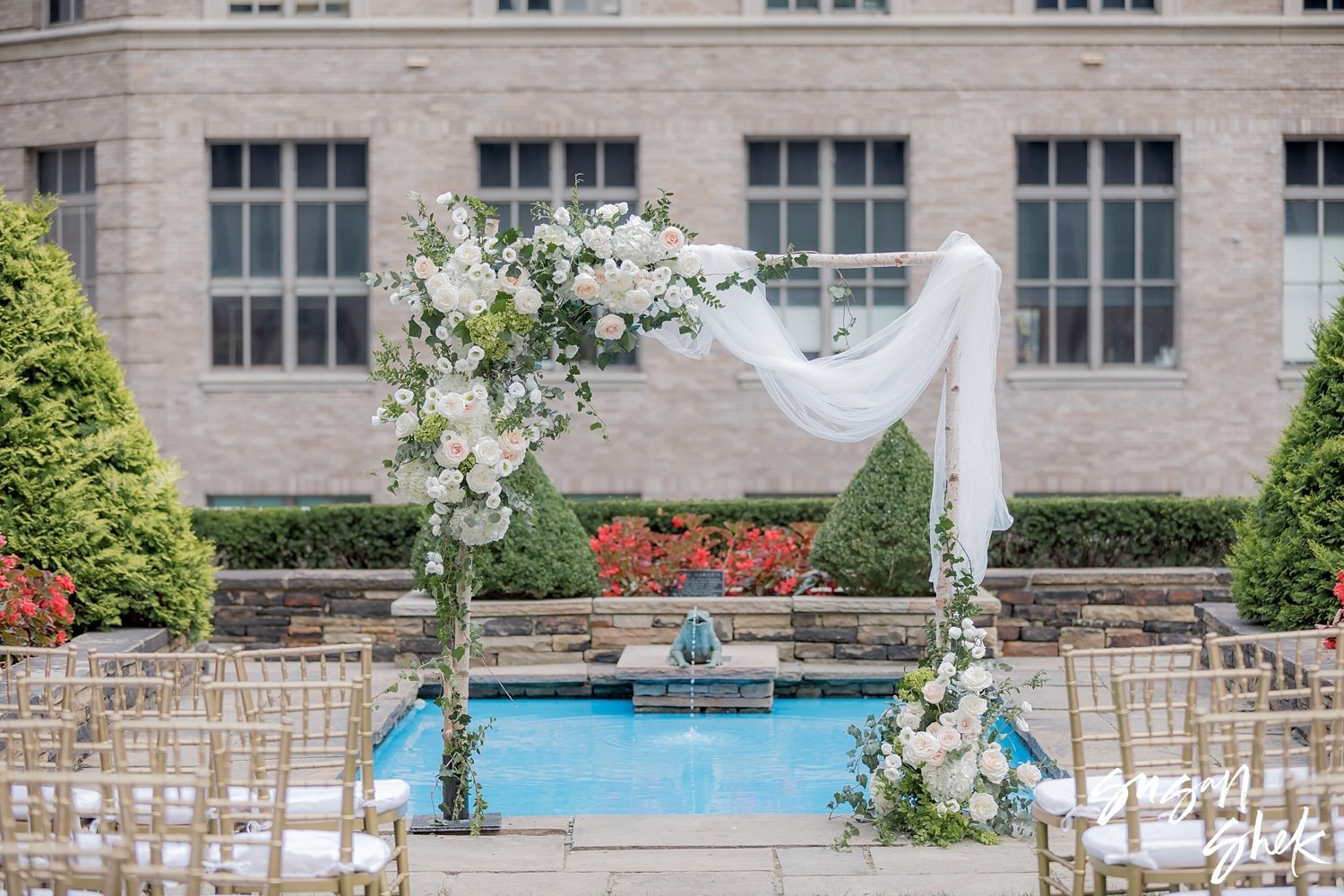 620 loft and garden, 620 loft and garden wedding, 620 loft and garden proposal, 620 loft and garden wedding venue, nyc wedding photographer, susan shek photography, new york wedding, rooftop wedding, new york city wedding photographer, eloping in new york, elopement, wedding photographer