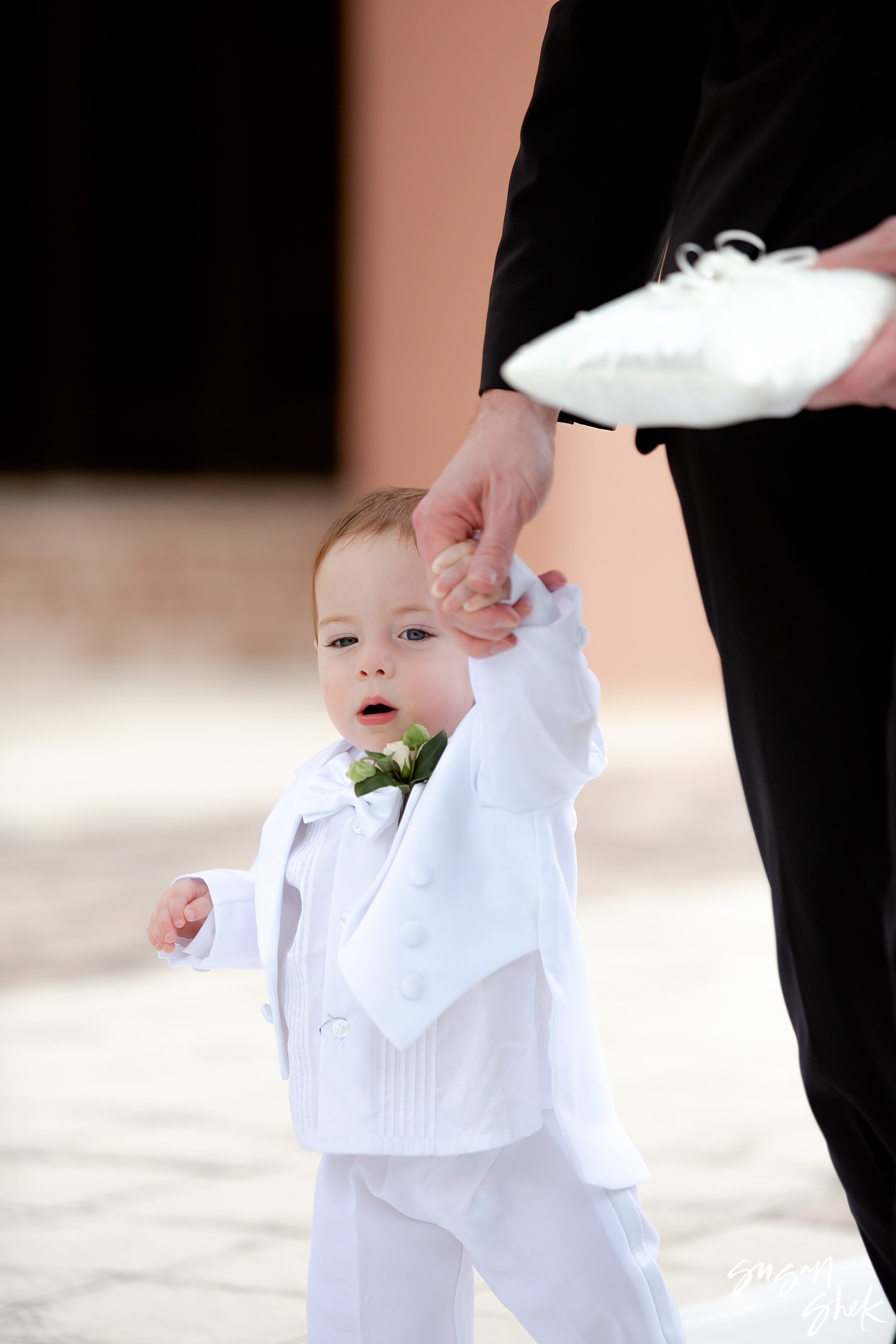 boca wedding, boca raton wedding, boca raton resort and spa wedding, boca raton resort, destination wedding, destination wedding photographer, nyc wedding photographer, susan shek photography, lee grebenau, lee grebenau wedding dress, beautini, beautini by blo, 