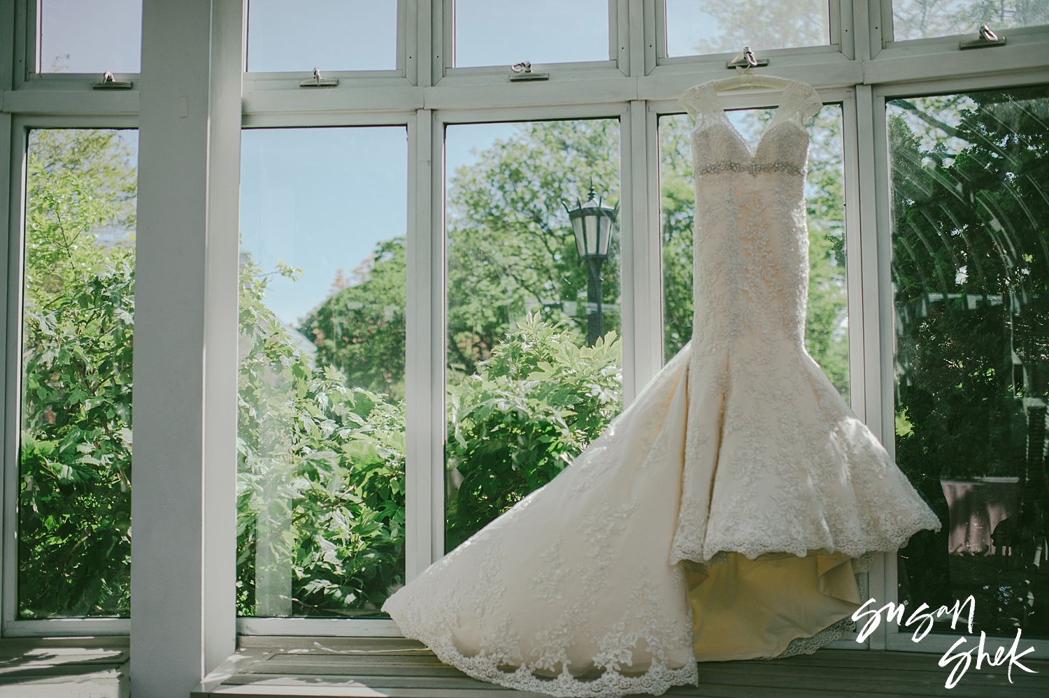 How to preserve your wedding dress | Susan Shek Photography