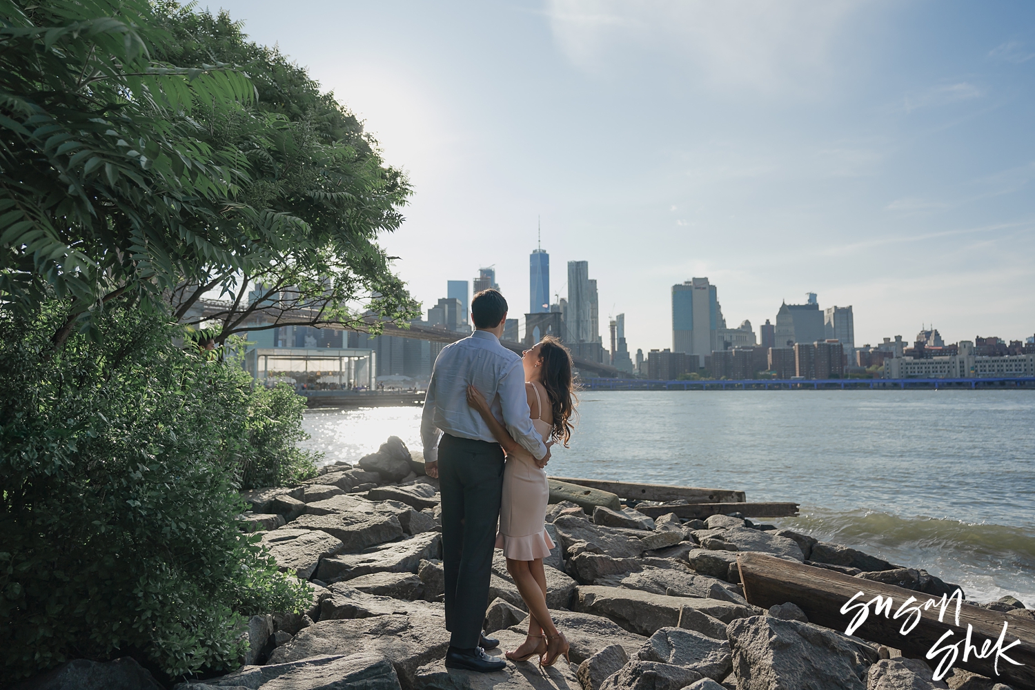 dumbo engagement session, dumbo engagement photos, dumbo engagement, dumbo brooklyn engagement, brooklyn engagement photos, engagement photos, nyc wedding photographer