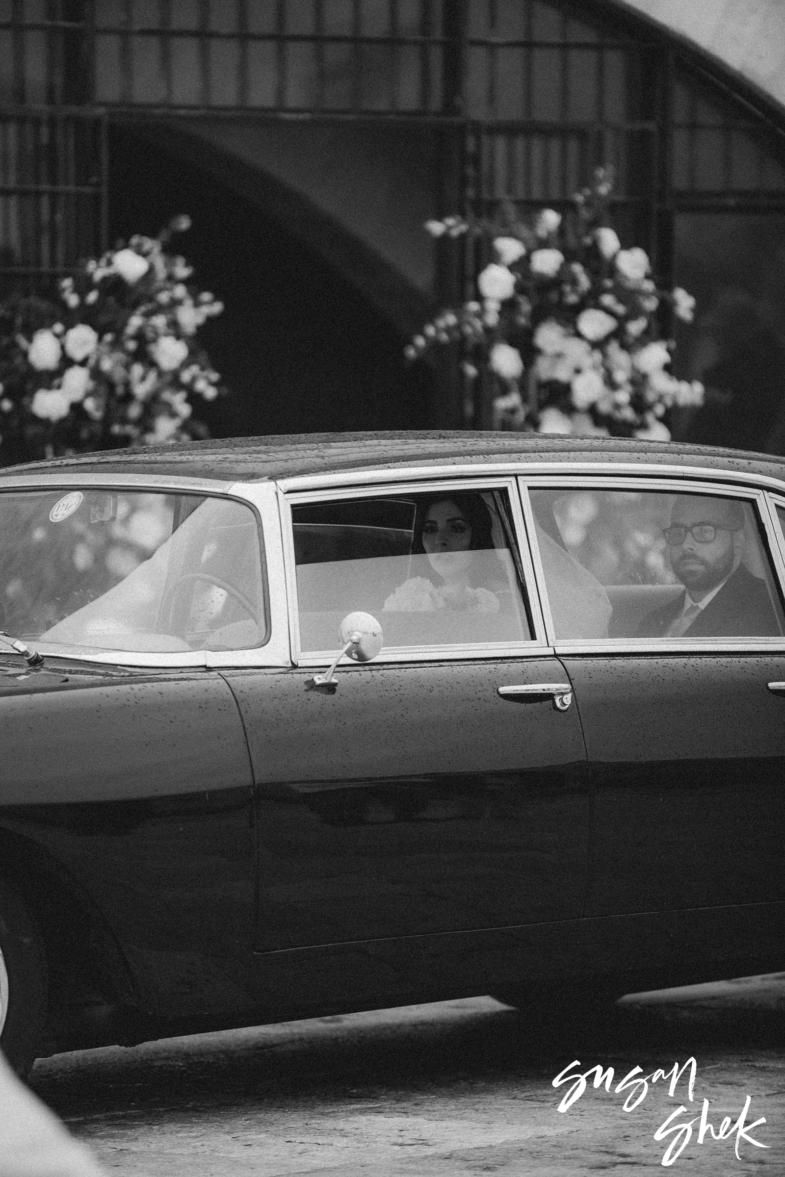 Car arriving Trani Cathedral Wedding in Puglia Italy