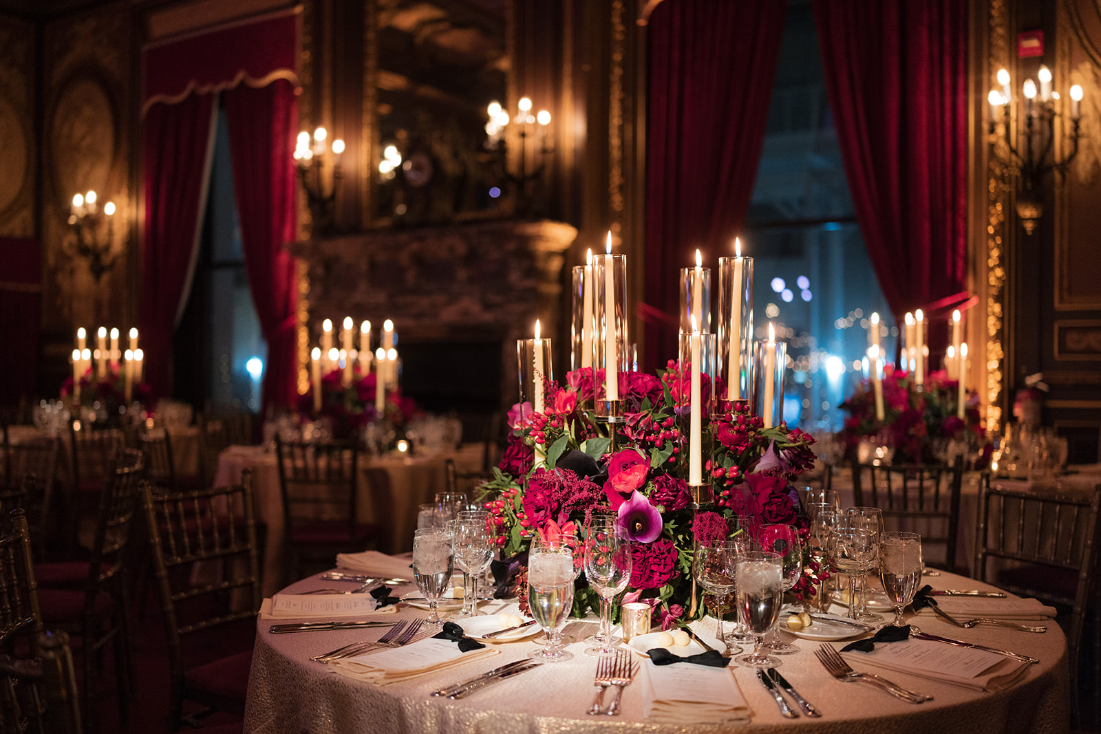 Romantic candlelit ceremony at the Metropolitan Club in New York City