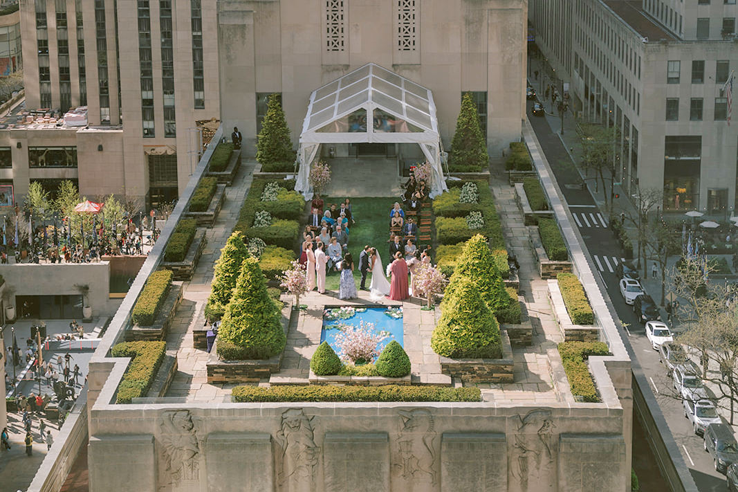 620 loft and garden wedding photography view from across the street at Saks Fifth Avenue Restaurant